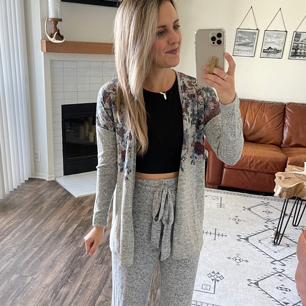 Brand new Bobeau Cardigan